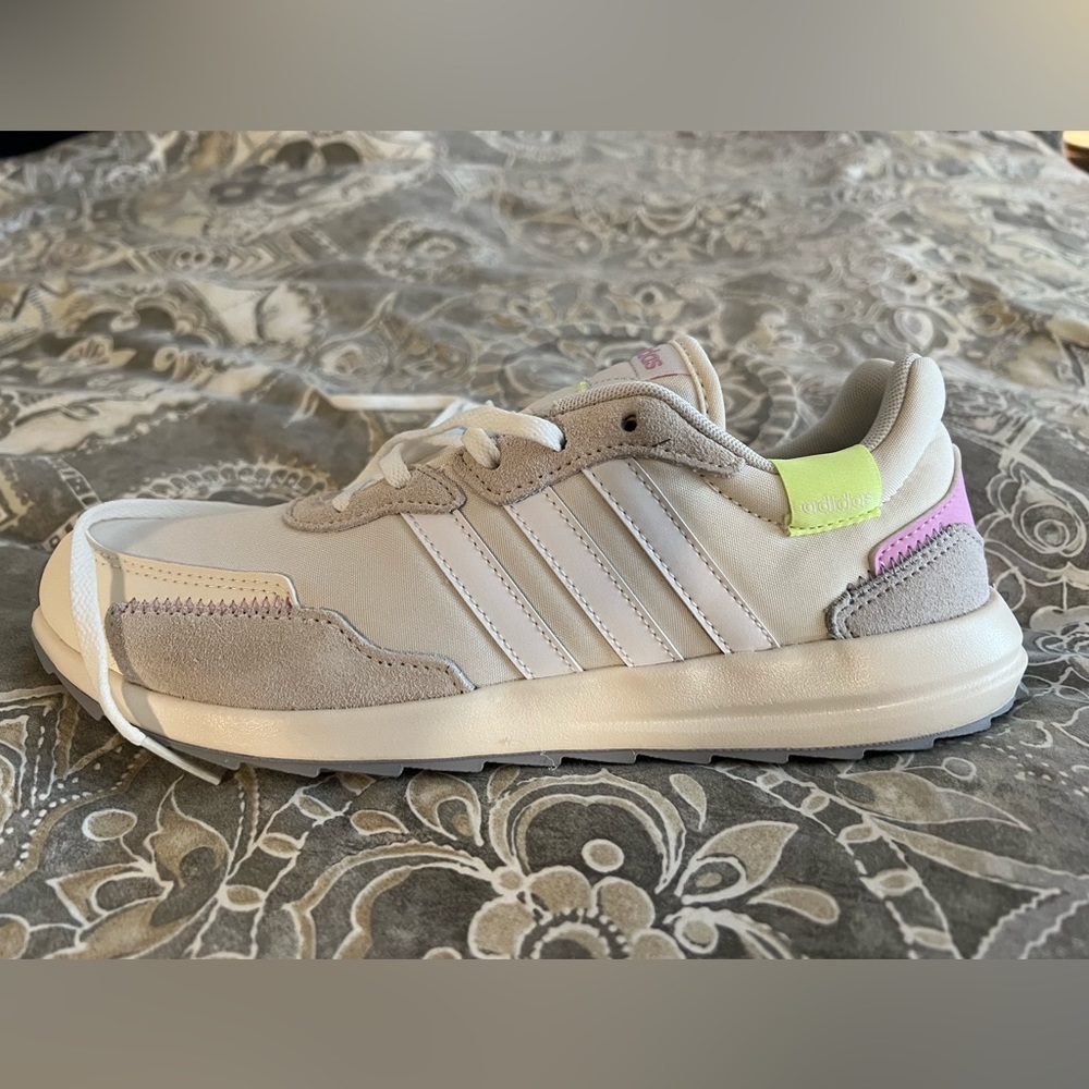 ADIDAS Retrorun Sneaker